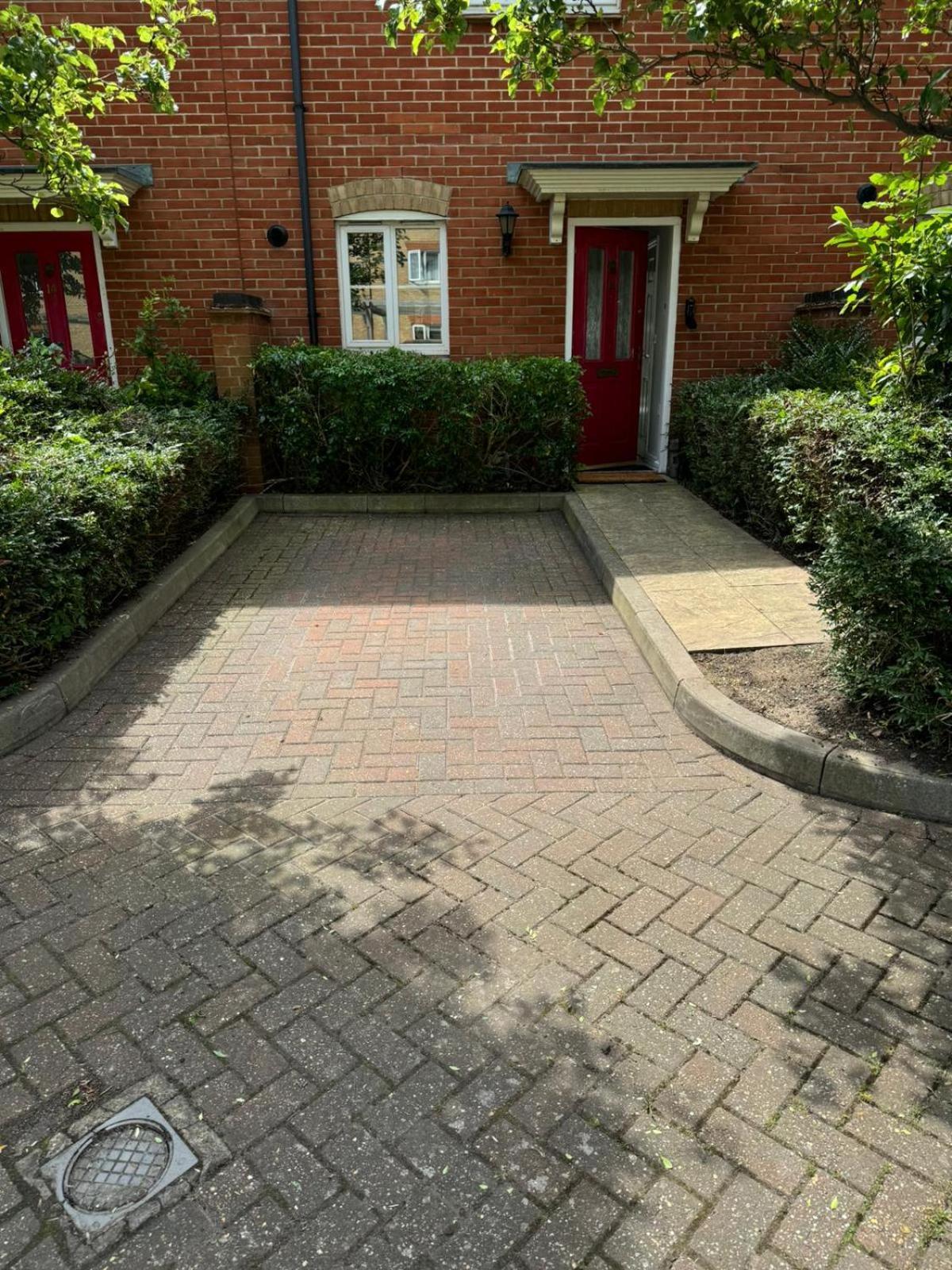 Сasa de vacaciones Spacious 3 Bedroom Home, With Private Driveway 5 Minutes From Excel Centre & Custom House Londres